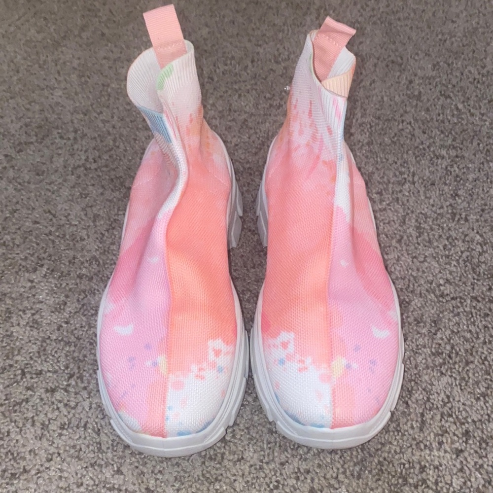 Lemonade, size 7, pink tie dye